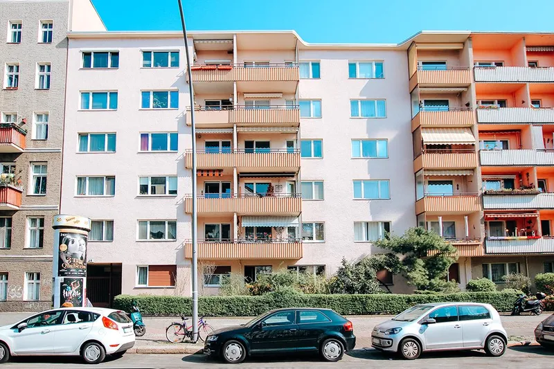 Große 1,5 Zi vollmöbliert in Mitte - kurze/ längere Zeit (Big fully furnished Apartment for Rent) — photo 1